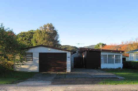 Photo of property in 44 Totara Street, Wainuiomata, Lower Hutt, 5014