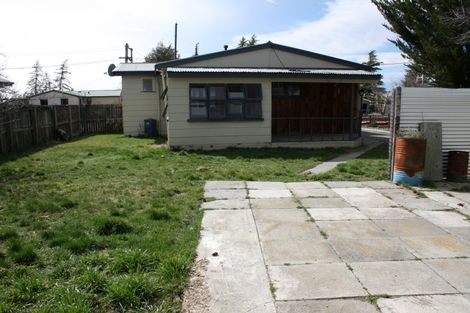 Photo of property in 16 Jollie Road, Twizel, 7901