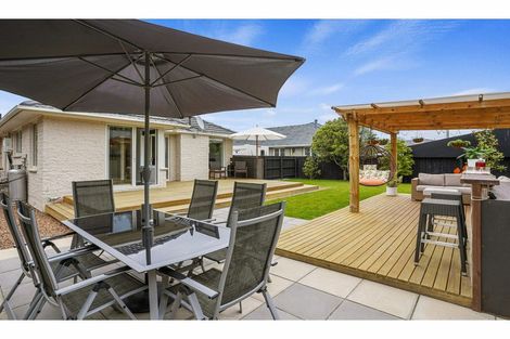 Photo of property in 18 Trina Place, Shirley, Christchurch, 8061