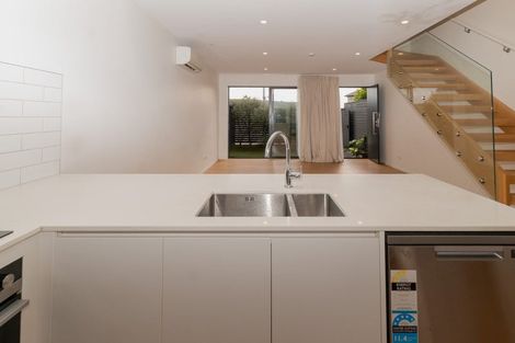 Photo of property in 52c Selwyn Avenue, Mission Bay, Auckland, 1071