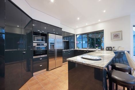 Photo of property in 235 Bleakhouse Road, Mellons Bay, Auckland, 2014