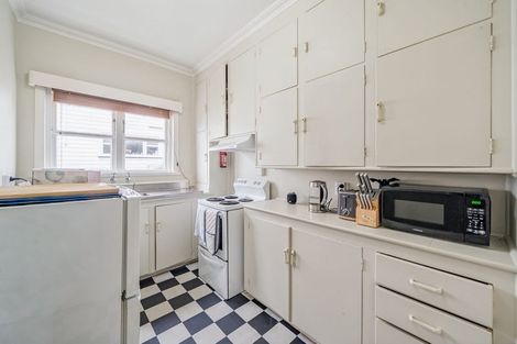Photo of property in 32 Buckingham Street, Melrose, Wellington, 6023