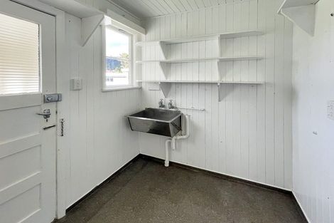 Photo of property in 54 Molesworth Street, Taita, Lower Hutt, 5011