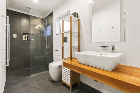 Photo of property in 625a Swanson Road, Swanson, Auckland, 0612