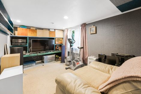 Photo of property in 155 Hutchinson Avenue, New Lynn, Auckland, 0600