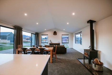 Photo of property in 19 Pounamu Avenue, Albert Town, Wanaka, 9305