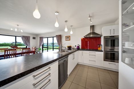 Photo of property in 476 Turuturu Road, Hawera, 4674