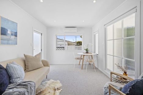 Photo of property in 26 Mclean Street, Strandon, New Plymouth, 4312