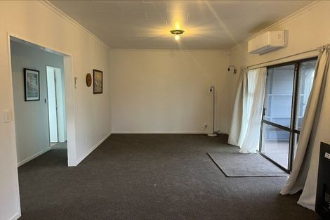 Photo of property in 20 Norfolk Crescent, Otaki Beach, Otaki, 5512