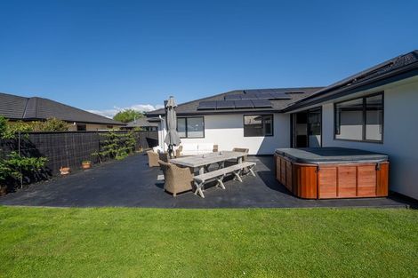 Photo of property in 6 George Fyfe Way, Wakefield, 7025