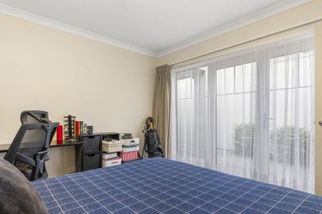 Photo of property in 31 Chateau Crescent, Rangatira Park, Taupo, 3330