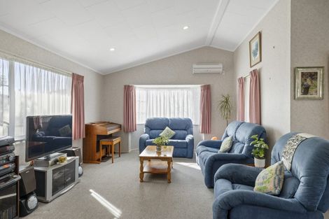 Photo of property in 3 Salcombe Terrace, Welbourn, New Plymouth, 4312
