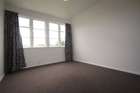 Photo of property in 90 Wilkie Crescent, Naenae, Lower Hutt, 5011