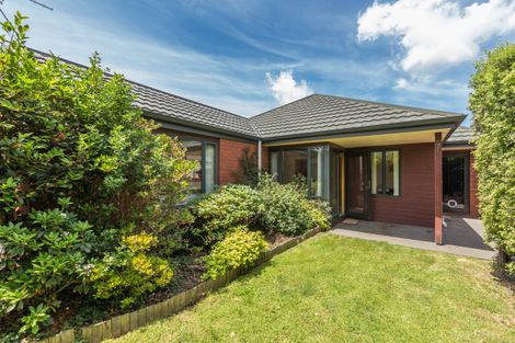 Photo of property in 6 Oakview Lane, Cashmere, Christchurch, 8022