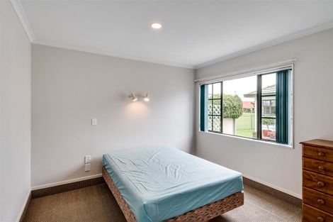 Photo of property in 1/2 Spriggs Crescent, Greenmeadows, Napier, 4112