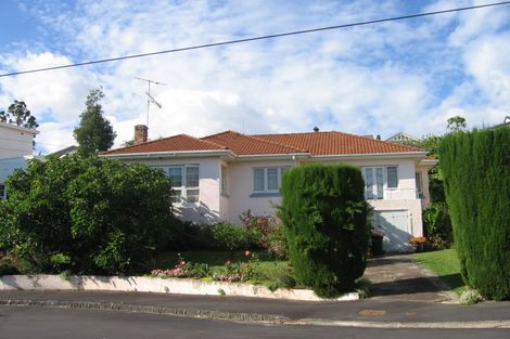 Photo of property in 7 Westwood Terrace, Saint Marys Bay, Auckland, 1011