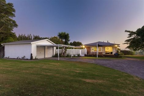 Photo of property in 325 Bald Hill Road, Waiuku, 2681