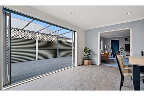 Photo of property in 31 Grafton Street, Waltham, Christchurch, 8011