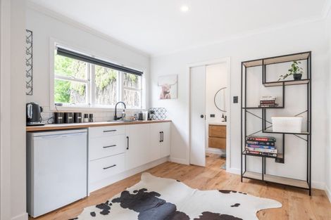 Photo of property in 18 Thornton Road, Cambridge, 3434