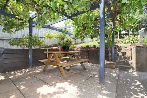 Photo of property in 132 Paremata Road, Paremata, Porirua, 5024