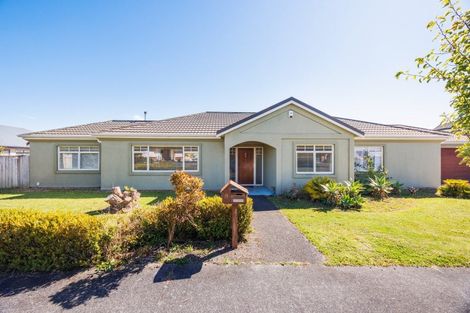 Photo of property in 9 Woodgate Court, Fitzherbert, Palmerston North, 4410