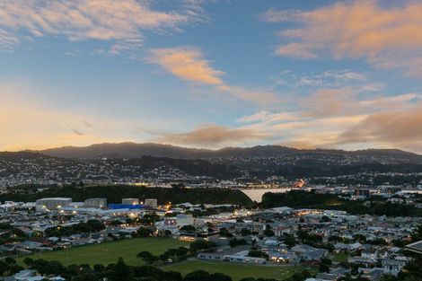 Photo of property in 139a Seatoun Heights Road, Miramar, Wellington, 6022