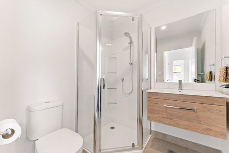 Photo of property in 1092a Great North Road, Point Chevalier, Auckland, 1022