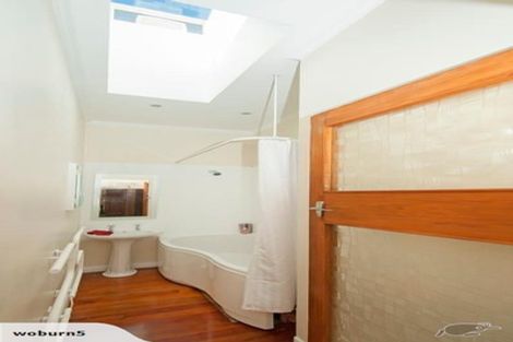 Photo of property in 24 Ludlam Crescent, Woburn, Lower Hutt, 5010