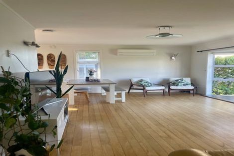 Photo of property in 9 Ross Crescent, Orewa, 0931