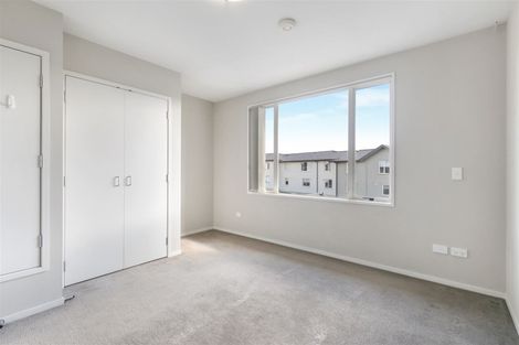 Photo of property in 5/34 Opito Way, East Tamaki, Auckland, 2013