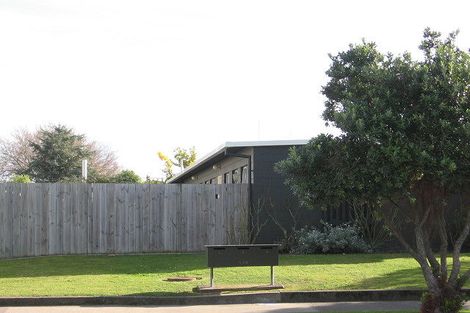 Photo of property in 4/554 Ruahine Street, Hokowhitu, Palmerston North, 4410
