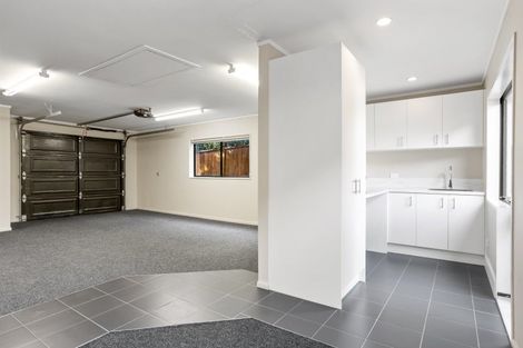 Photo of property in 65 Sunny Crescent, Huapai, Kumeu, 0810