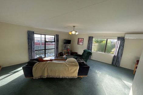 Photo of property in 29/1 Silvan Place, Bell Block, New Plymouth, 4312