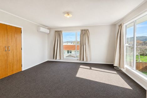 Photo of property in 7/10 Trevethick Grove, Woburn, Lower Hutt, 5010