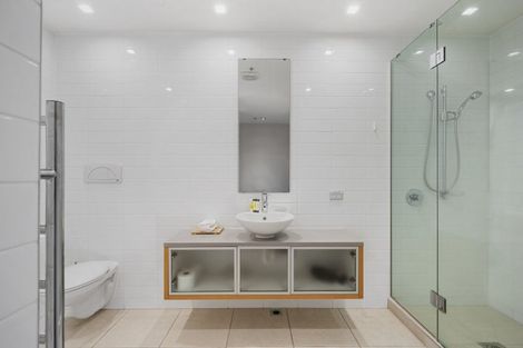 Photo of property in 11/2 Lowell Place, Waipahihi, Taupo, 3330