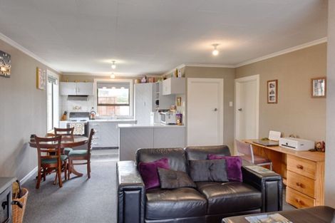 Photo of property in 12 Durham Street, Mataura, 9712