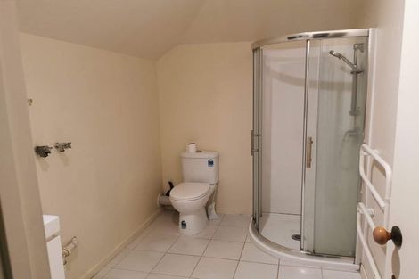 Photo of property in 1/66 Pupuke Road, Hillcrest, Auckland, 0627