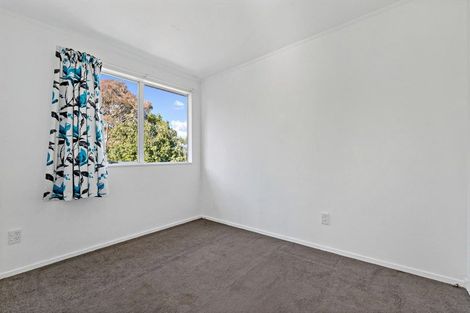 Photo of property in 1/14 Chislehurst Street, Henderson, Auckland, 0612