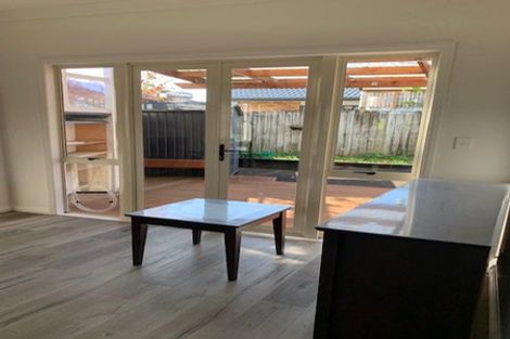 Photo of property in 2 Glastry Close, East Tamaki Heights, Auckland, 2016