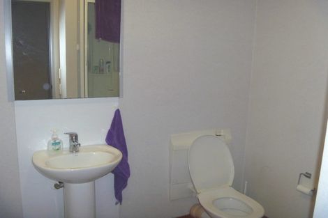 Photo of property in 2/112 Mairangi Road, Wilton, Wellington, 6012