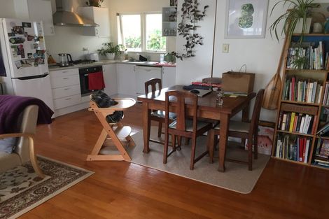 Photo of property in 2/238 Lake Road, Hauraki, Auckland, 0622