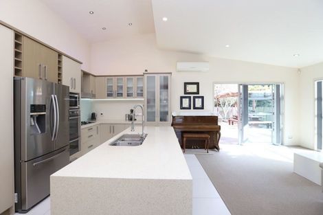 Photo of property in 106 Saint James Drive, Huntington, Hamilton, 3210