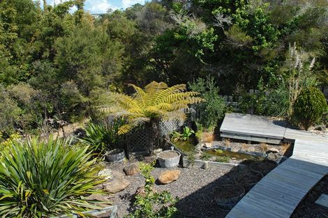 Photo of property in 1 Waterview Place, Haruru, 0204