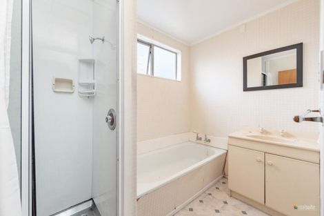 Photo of property in 1/202 California Drive, Totara Park, Upper Hutt, 5018