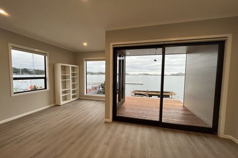 Photo of property in Marrakech Cafe, 6/305 Evans Bay Parade, Hataitai, Wellington, 6021