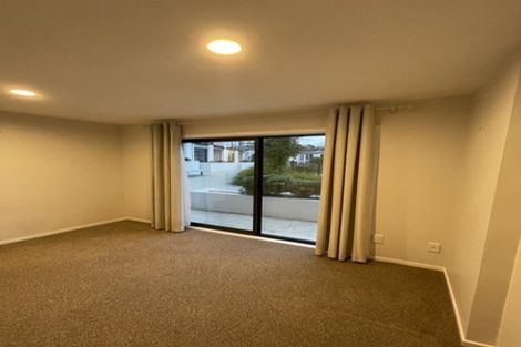Photo of property in 2/10 Silver Moon Road, Albany Heights, Auckland, 0632