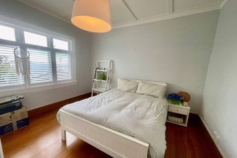 Photo of property in 19 Egremont Street, Belmont, Auckland, 0622