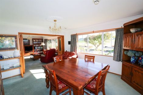 Photo of property in 210 Cowper Road, Dannevirke, 4976