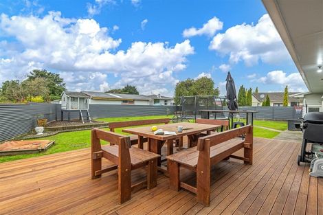 Photo of property in 27 Karamea Crescent, Kelvin Grove, Palmerston North, 4414