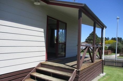 Photo of property in 8 Beech Place, Owhata, Rotorua, 3010